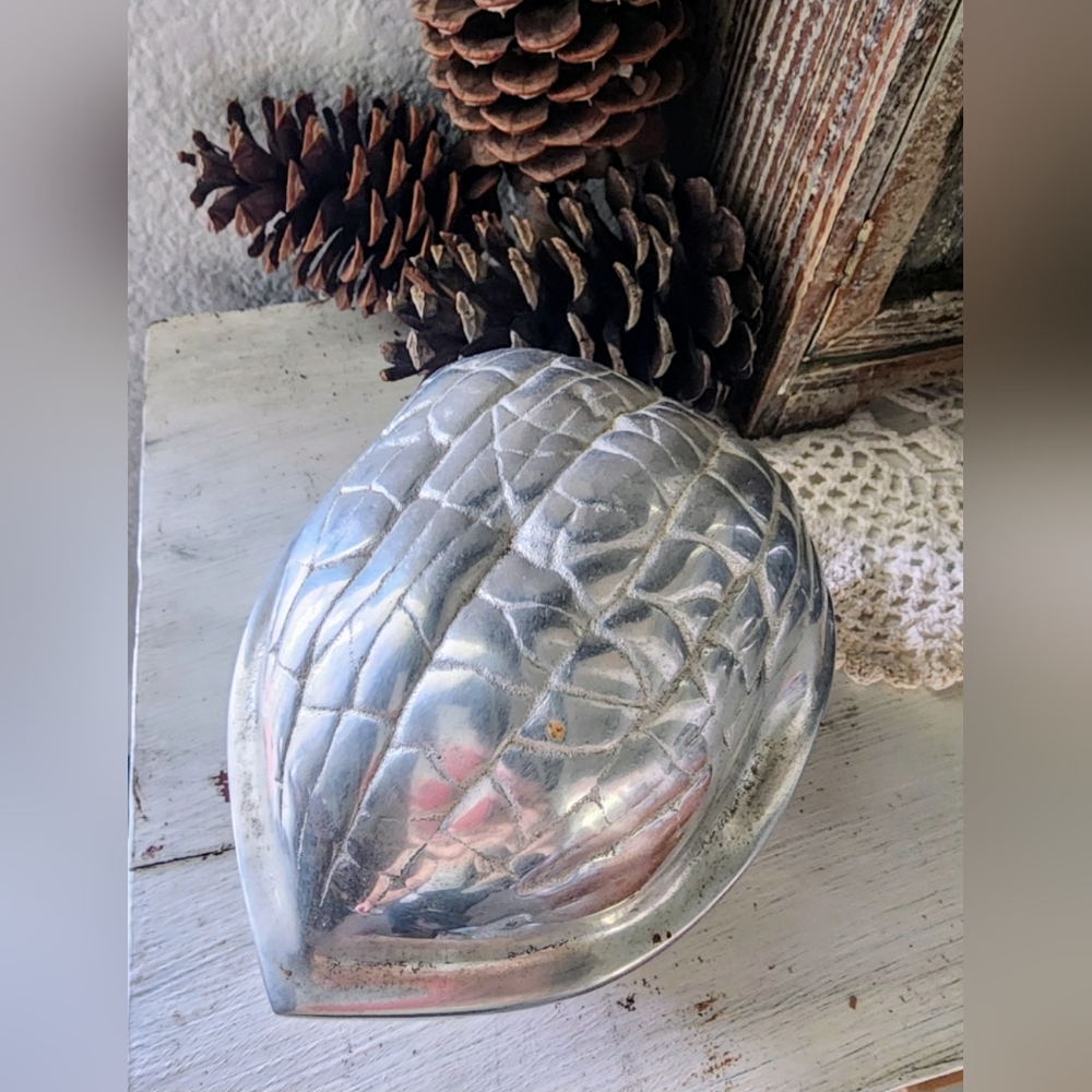 Vintage Walnut Shaped lidded nut/candy dish